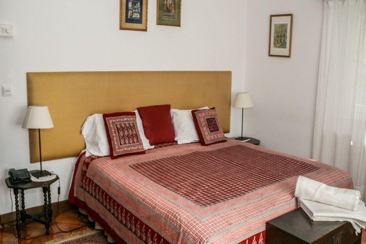 Casa Shanti Niketan Ещорил Екстериор снимка