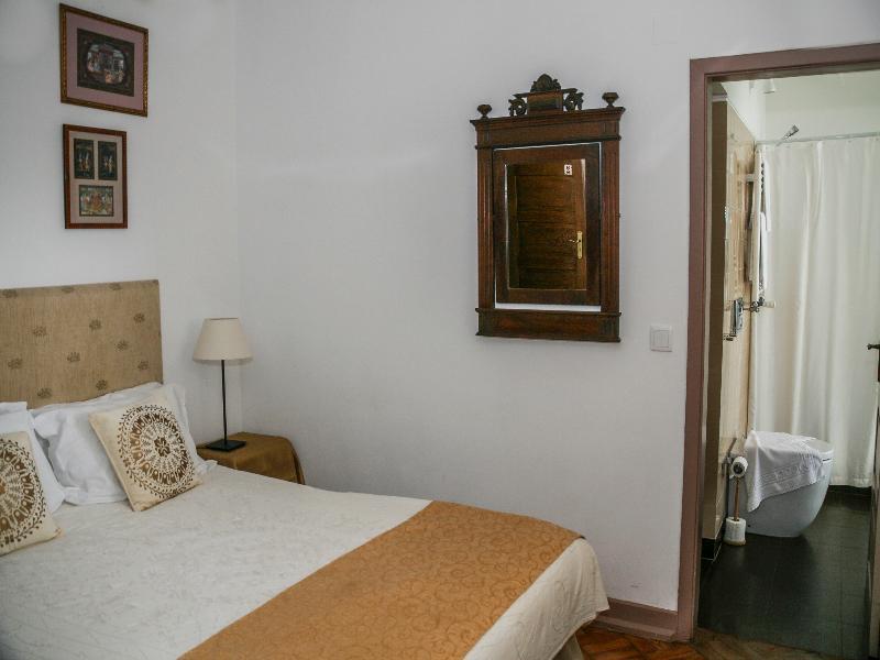 Casa Shanti Niketan Ещорил Екстериор снимка