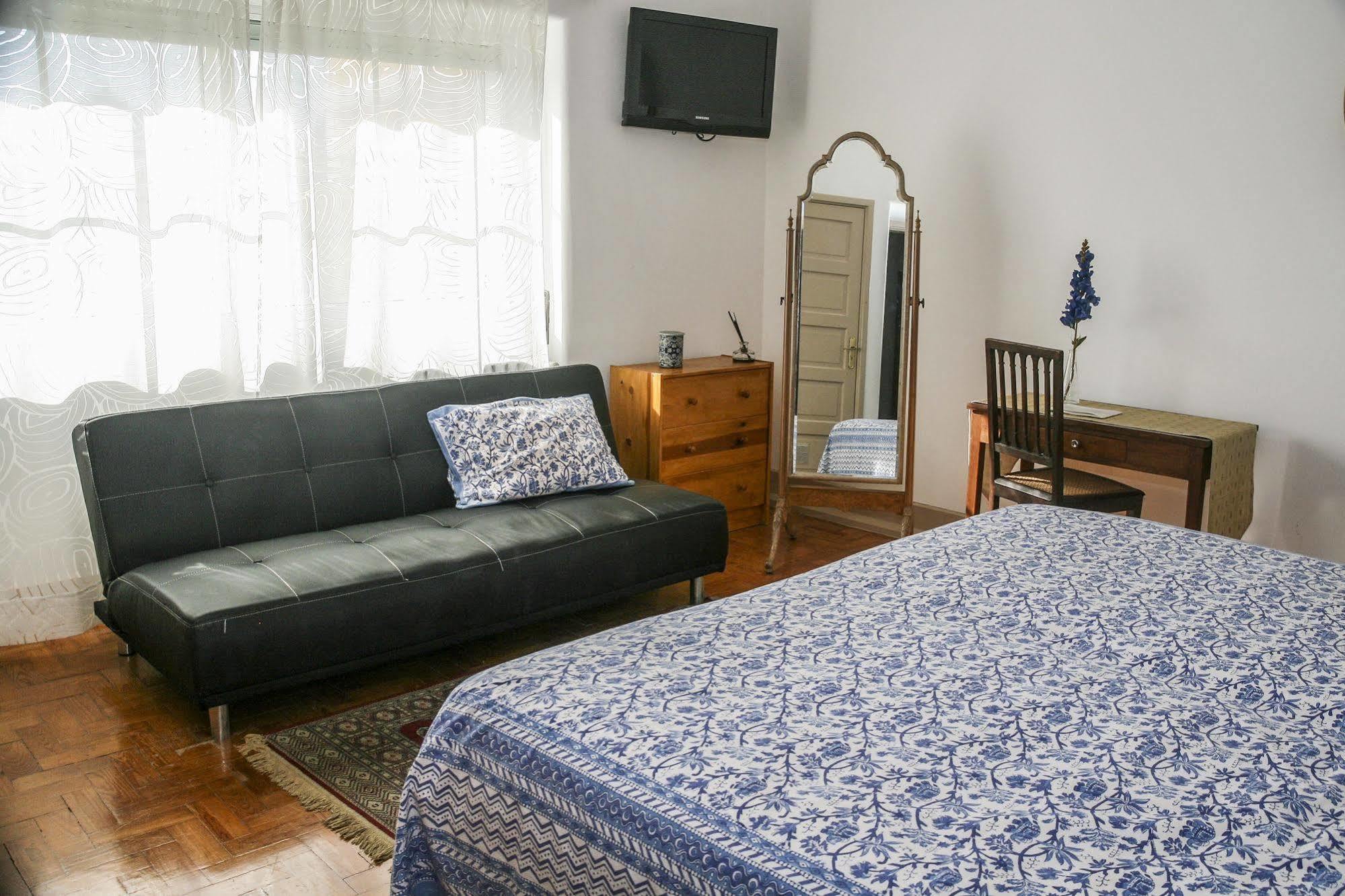 Casa Shanti Niketan Ещорил Екстериор снимка